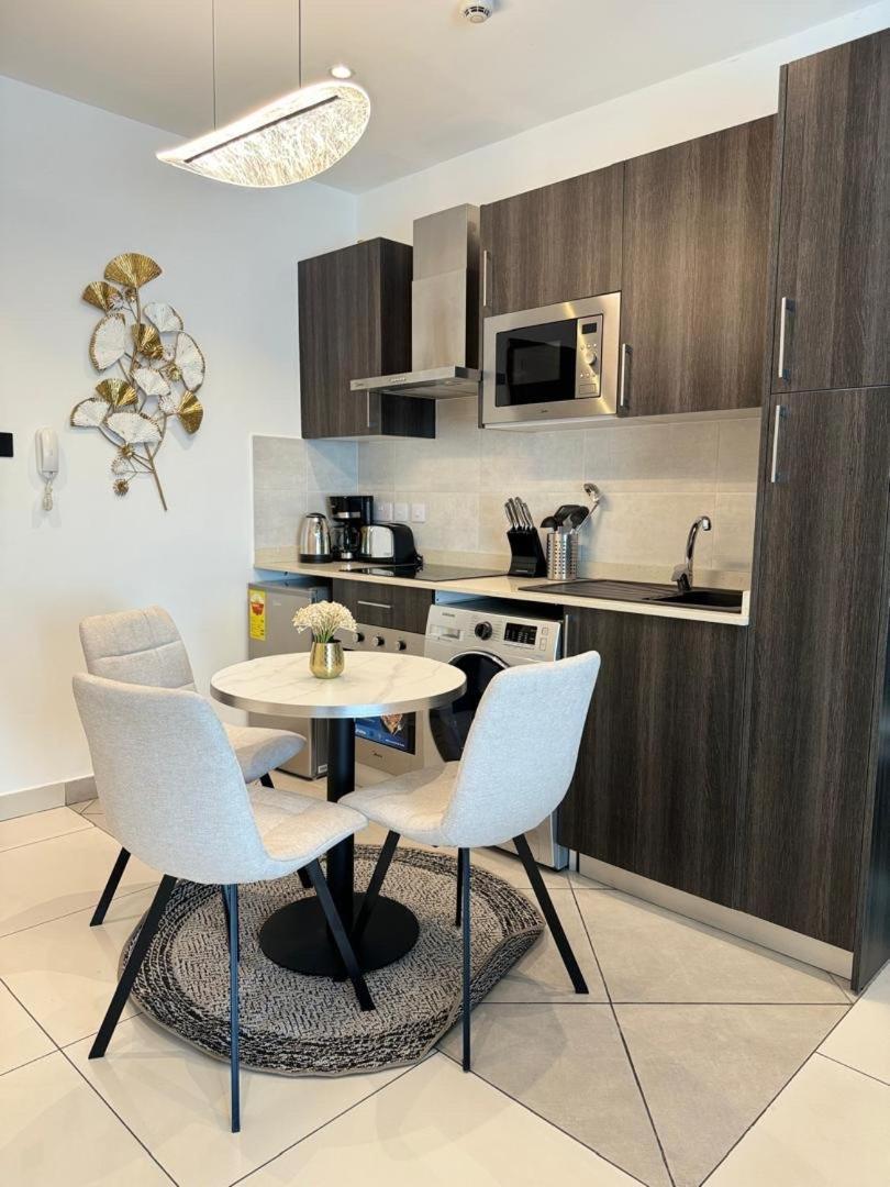 Embassy Gardens Luxury Apartments Accra Ngoại thất bức ảnh